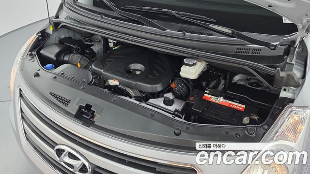 Hyundai Grand Starex 3-Seater VAN Smart 2018 — фото 6