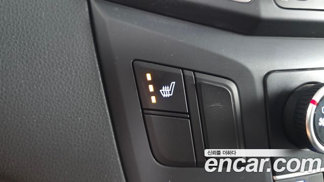 Hyundai Grand Starex 3-Seater VAN Smart 2018 — фото 11