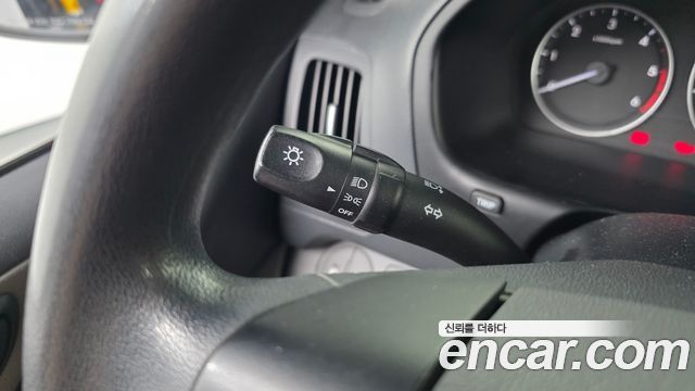Hyundai Grand Starex 3-Seater VAN Smart 2018 — фото 13