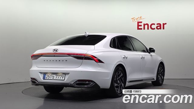Hyundai Grandeur Hybrid (IG) Exclusive 2021 — фото 2