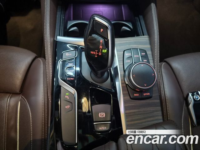 BMW 5 Series (G30) 530i M Sport Package Plus 2018 — фото 9