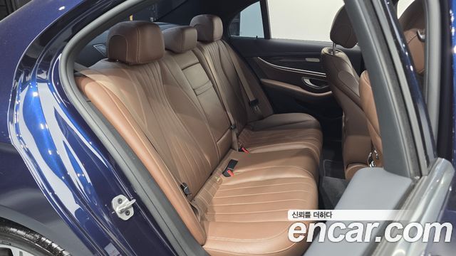 Mercedes-Benz E-Class (W213) E450 4MATIC Exclusive 2021 — фото 12