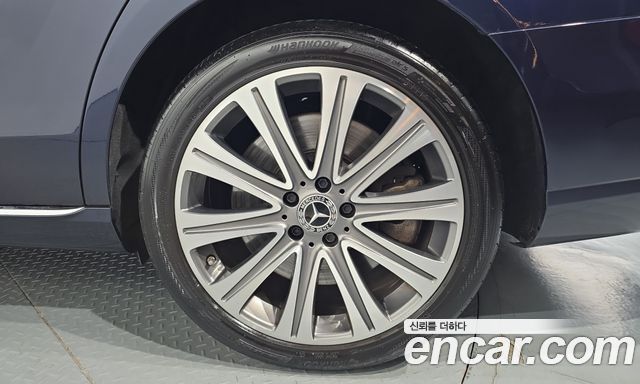 Mercedes-Benz E-Class (W213) E450 4MATIC Exclusive 2021 — фото 21