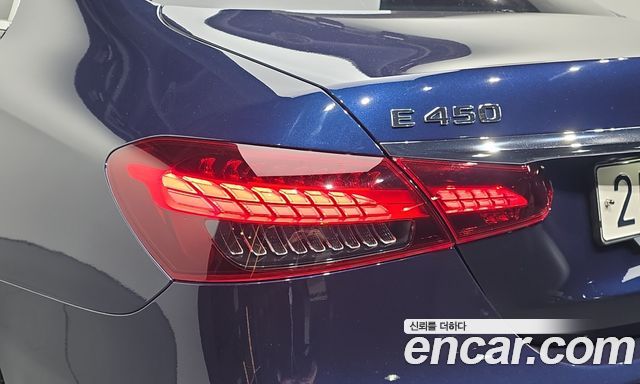 Mercedes-Benz E-Class (W213) E450 4MATIC Exclusive 2021 — фото 23