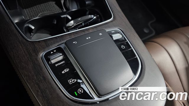 Mercedes-Benz E-Class (W213) E450 4MATIC Exclusive 2021 — фото 33