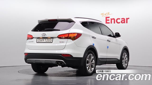 Hyundai Santa Fe (DM) Diesel(e-VGT) 2.2 2WD Exclusive 2015 — фото 2