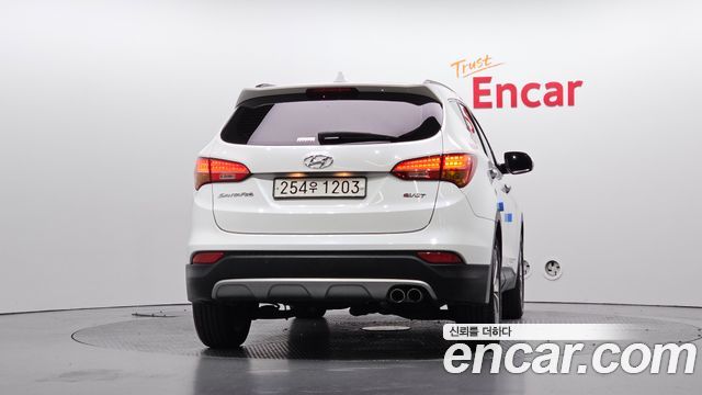 Hyundai Santa Fe (DM) Diesel(e-VGT) 2.2 2WD Exclusive 2015 — фото 4