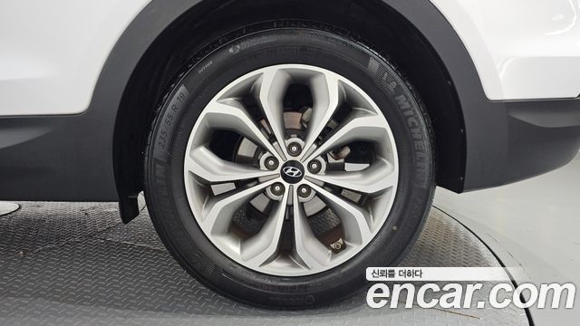 Hyundai Santa Fe (DM) Diesel(e-VGT) 2.2 2WD Exclusive 2015 — фото 21