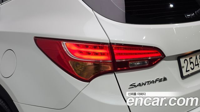Hyundai Santa Fe (DM) Diesel(e-VGT) 2.2 2WD Exclusive 2015 — фото 23