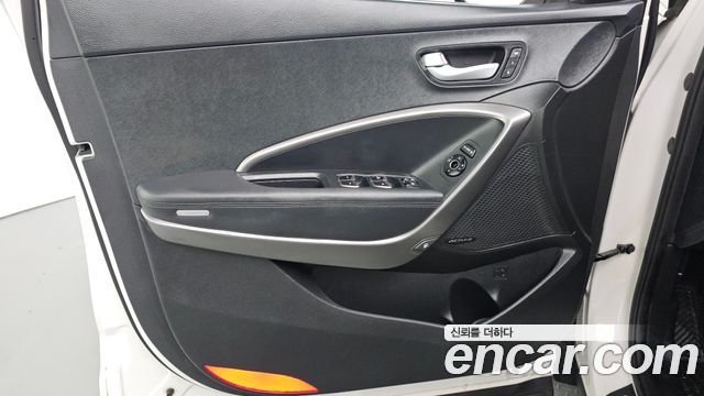 Hyundai Santa Fe (DM) Diesel(e-VGT) 2.2 2WD Exclusive 2015 — фото 24