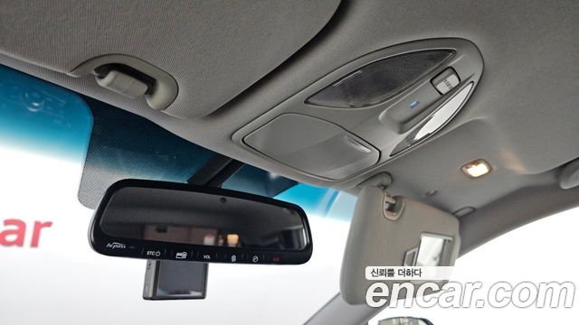 Hyundai Santa Fe (DM) Diesel(e-VGT) 2.2 2WD Exclusive 2015 — фото 31