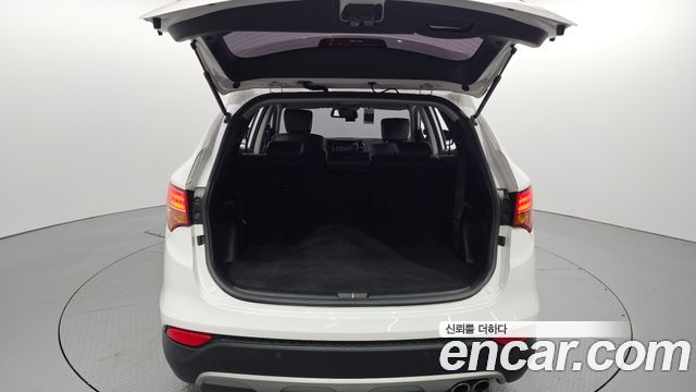 Hyundai Santa Fe (DM) Diesel(e-VGT) 2.2 2WD Exclusive 2015 — фото 34