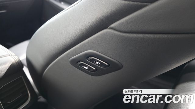 Genesis G80 3.8 GDI Prestige 2019 — фото 36