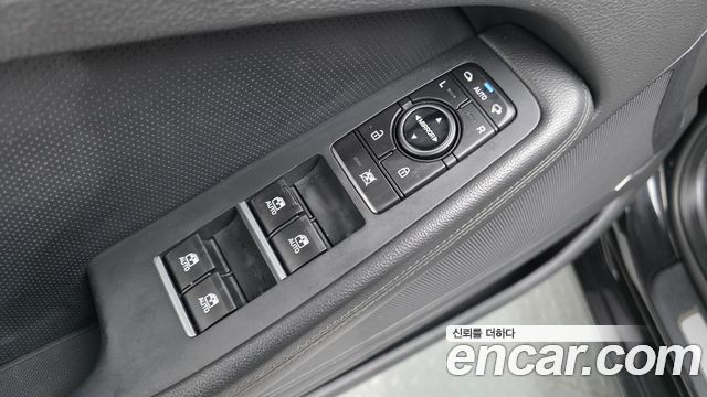 Genesis G80 3.8 GDI Prestige 2019 — фото 37