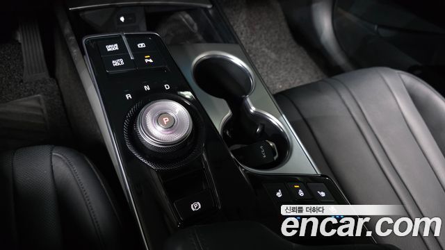 Kia K8 2.5 Gasoline 2WD Noblesse 2022 — фото 9