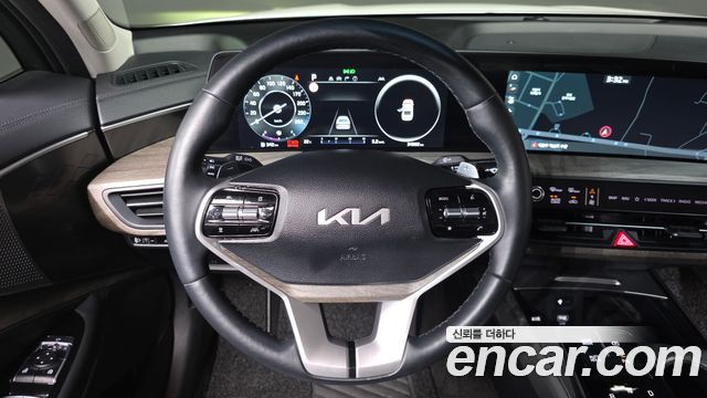 Kia K8 2.5 Gasoline 2WD Noblesse 2022 — фото 13
