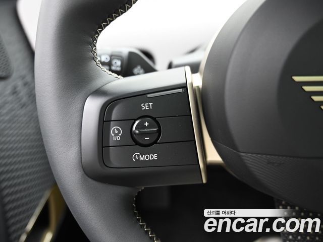 MINI Cooper Electric (IV) SE Classic 2024 — фото 17