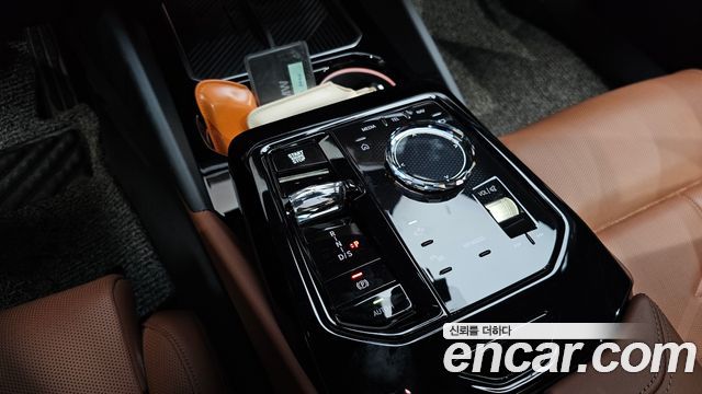BMW 5 Series (G60) 530i xDrive M Sport 2025 — фото 9