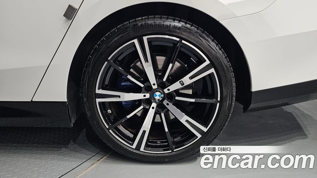 BMW 5 Series (G60) 530i xDrive M Sport 2025 — фото 21