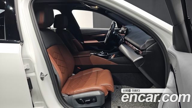 BMW 5 Series (G60) 530i xDrive M Sport 2025 — фото 26