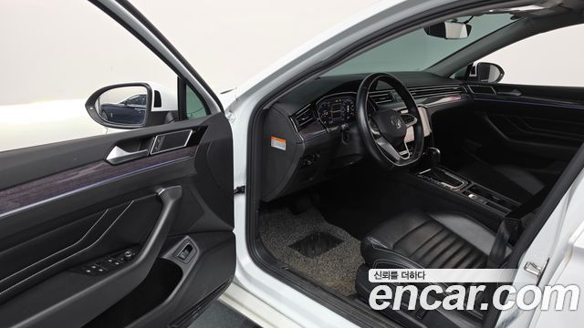 Volkswagen Passat GT (B8) 2.0 TDI 4Motion Prestige 2022 — фото 10