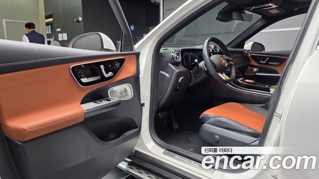 Mercedes-Benz GLC-Class (X254) GLC300 4MATIC AMG Line 2023 — фото 10