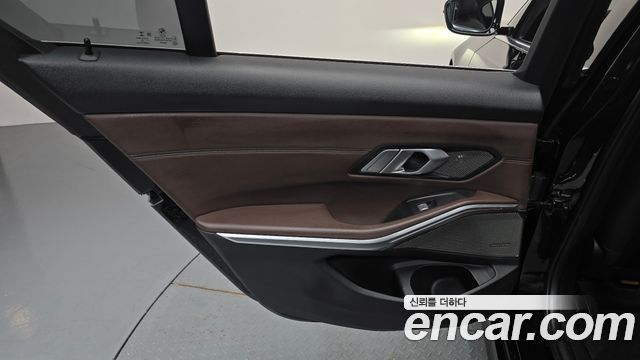 BMW 3 Series (G20) 320d Luxury 2021 — фото 25