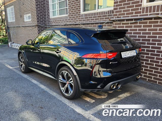 Jaguar F-PACE 5.0 SVR 2020 — фото 3