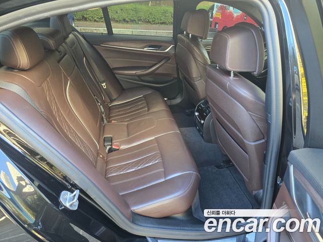 BMW 5 Series (G30) 520d xDrive M Sport Package Plus 2017 — фото 7