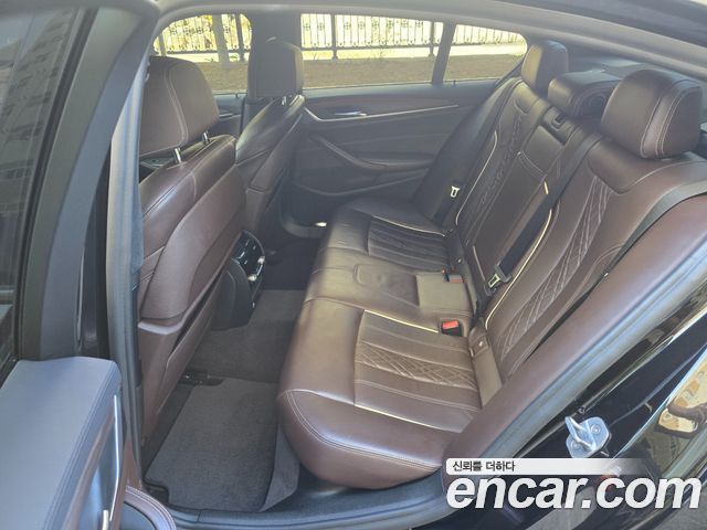 BMW 5 Series (G30) 520d xDrive M Sport Package Plus 2017 — фото 8