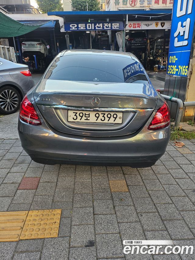 Mercedes-Benz C-Class (W205) C200