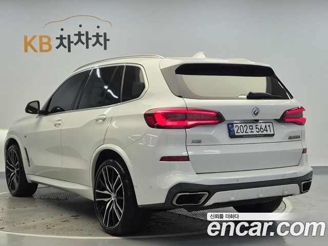 BMW X5 (G05) M50i 2022 — фото 2