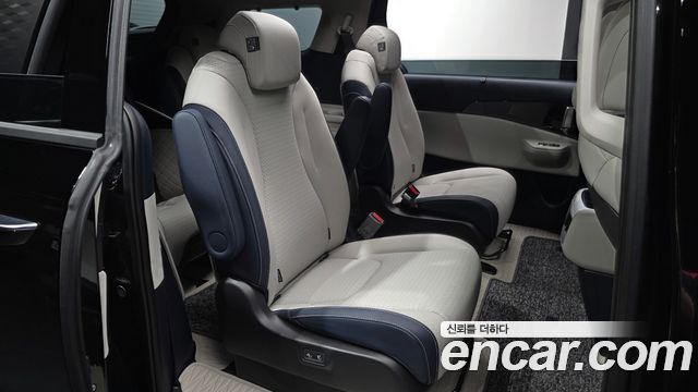Kia Carnival (IV) HEV 9seater Gravity 2025 — фото 32