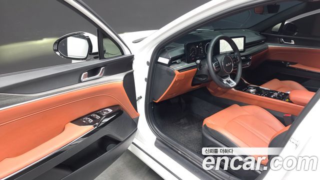 Kia K5 (III) 2.0 Noblesse 2024 — фото 10