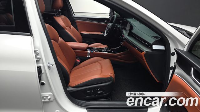 Kia K5 (III) 2.0 Noblesse 2024 — фото 11