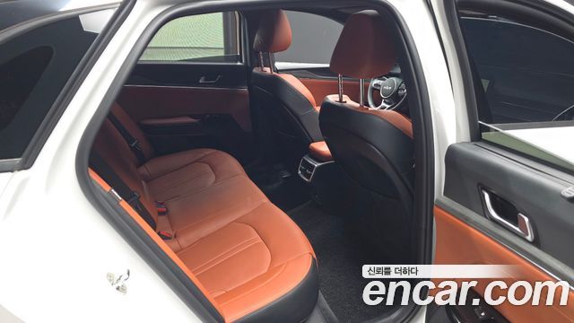 Kia K5 (III) 2.0 Noblesse 2024 — фото 12