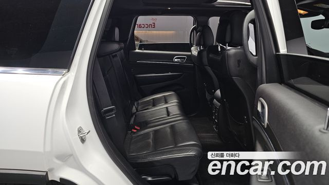 Jeep Grand Cherokee 3.6 Limited WK2 2018 — фото 26