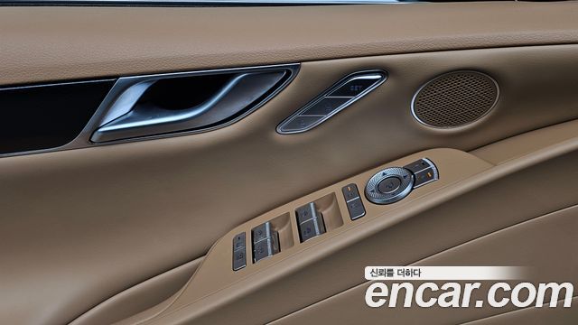 Genesis G80 (RG3) Gasoline 2.5 Turbo AWD 2026 — фото 24