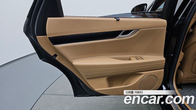 Genesis G80 (RG3) Gasoline 2.5 Turbo AWD 2026 — фото 31