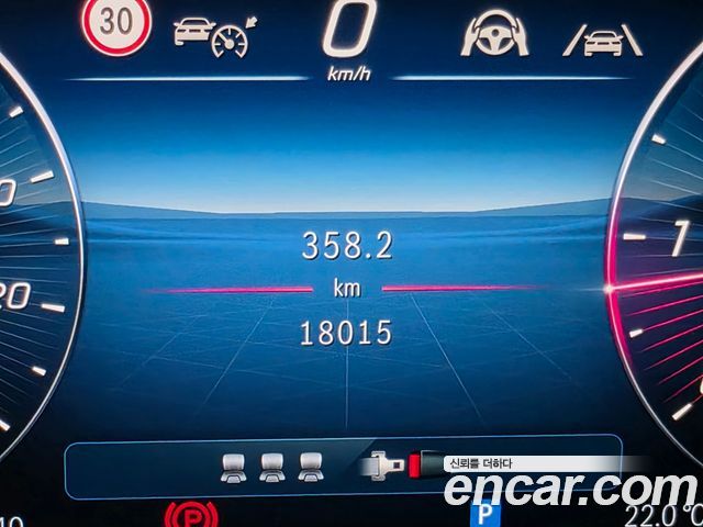 Mercedes-Benz E-Class (W214) E220d 4MATIC Exclusive 2024 — фото 9