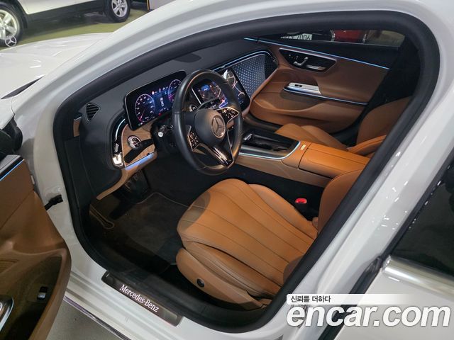Mercedes-Benz E-Class (W214) E220d 4MATIC Exclusive 2024 — фото 15