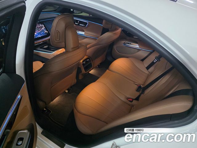 Mercedes-Benz E-Class (W214) E220d 4MATIC Exclusive 2024 — фото 16
