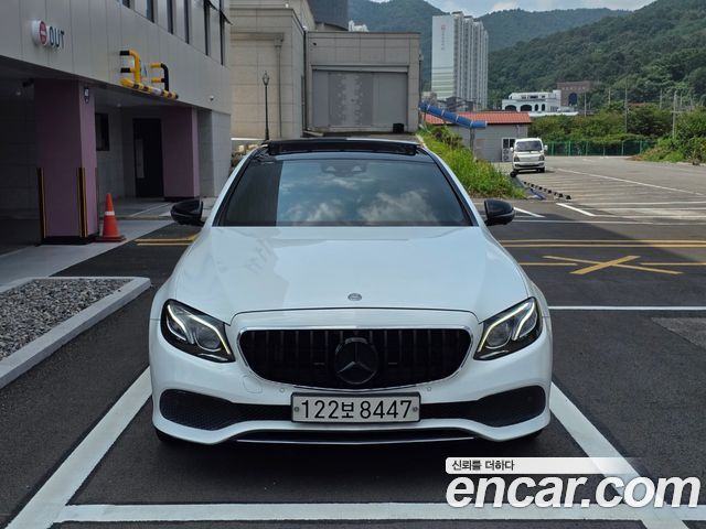 Mercedes-Benz E-Class (W213) E300 4MATIC Avnatgarde