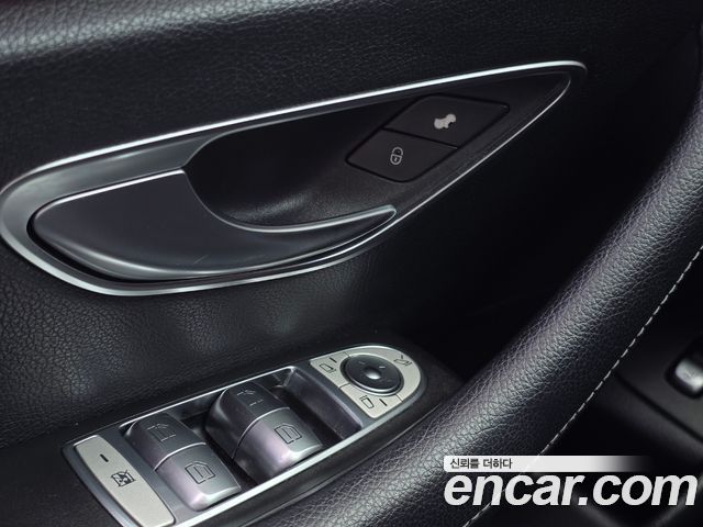Mercedes-Benz E-Class (W213) E300 4MATIC Avnatgarde 2017 — фото 16