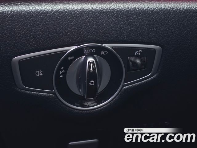 Mercedes-Benz E-Class (W213) E300 4MATIC Avnatgarde 2017 — фото 19