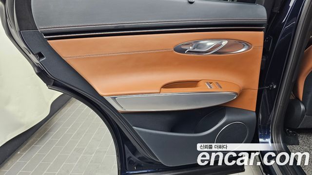 Genesis GV70 2.5T Gasoline AWD 2022 — фото 25