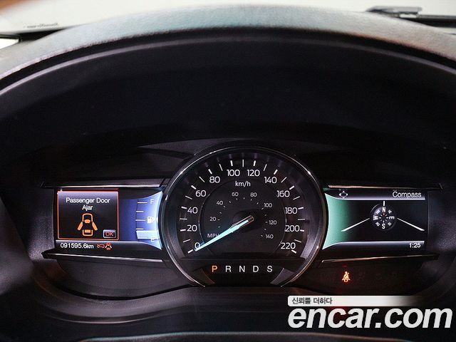 Ford Explorer 2.3 Limited 4WD 5th 2017 — фото 6