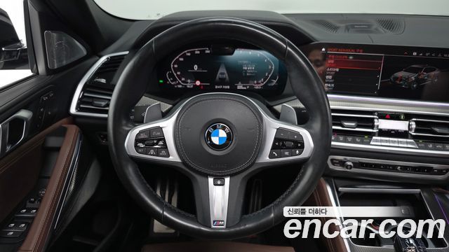 BMW X6 (G06) xDrive40i M Sport 2021 — фото 18