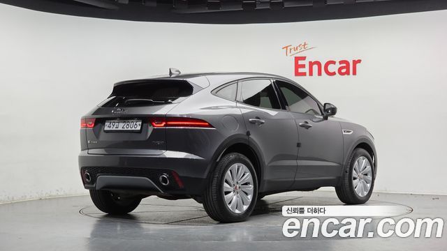 Jaguar E-PACE P250 SE 2018 — фото 2