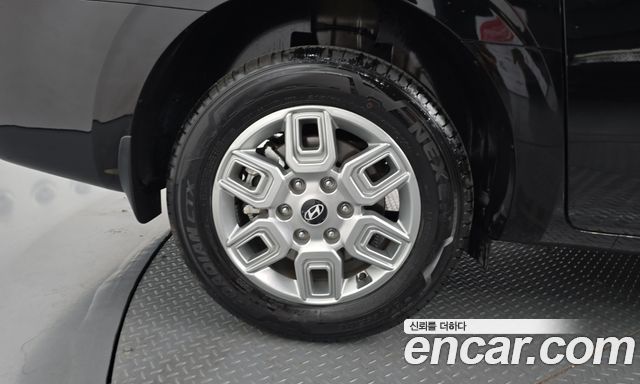 Hyundai Staria L3.5 Cargo 3-Seater Modern 2025 — фото 5